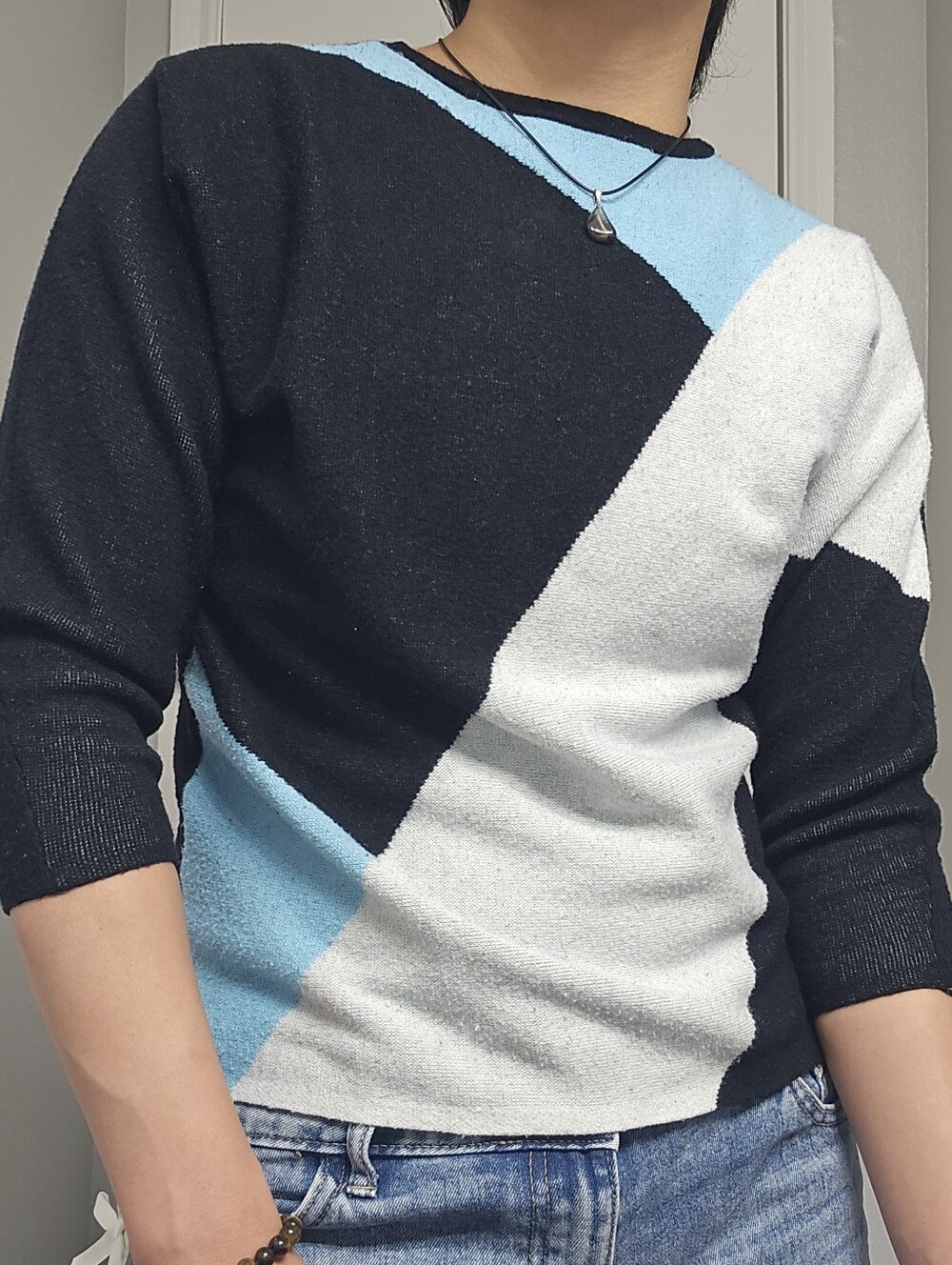 Scarlett Black, Light Blue & Gray Diagonal Colorblock Crewneck Sweater